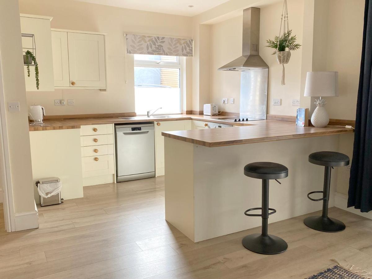 1 Ashford Road Guesthouse 레드힐 외부 사진