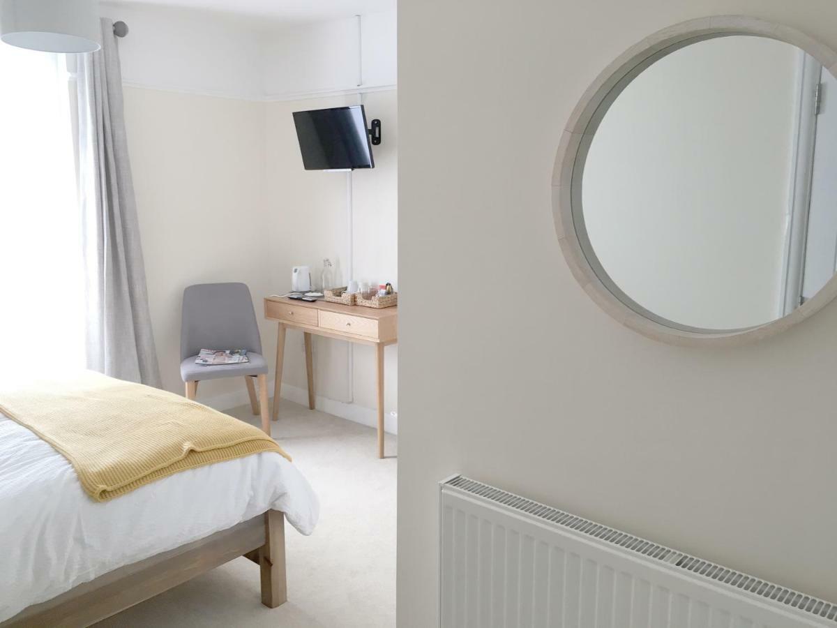 1 Ashford Road Guesthouse 레드힐 외부 사진