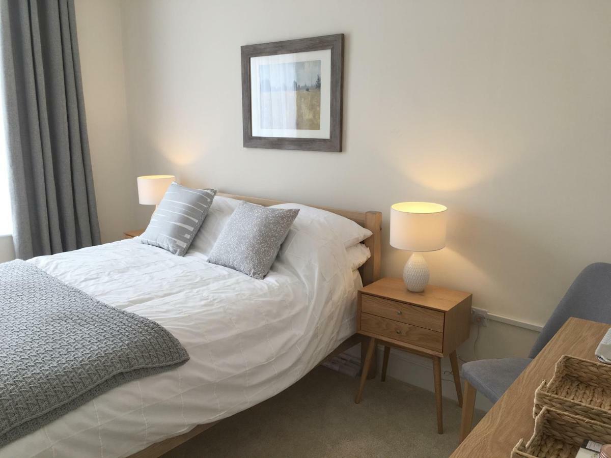 1 Ashford Road Guesthouse 레드힐 외부 사진