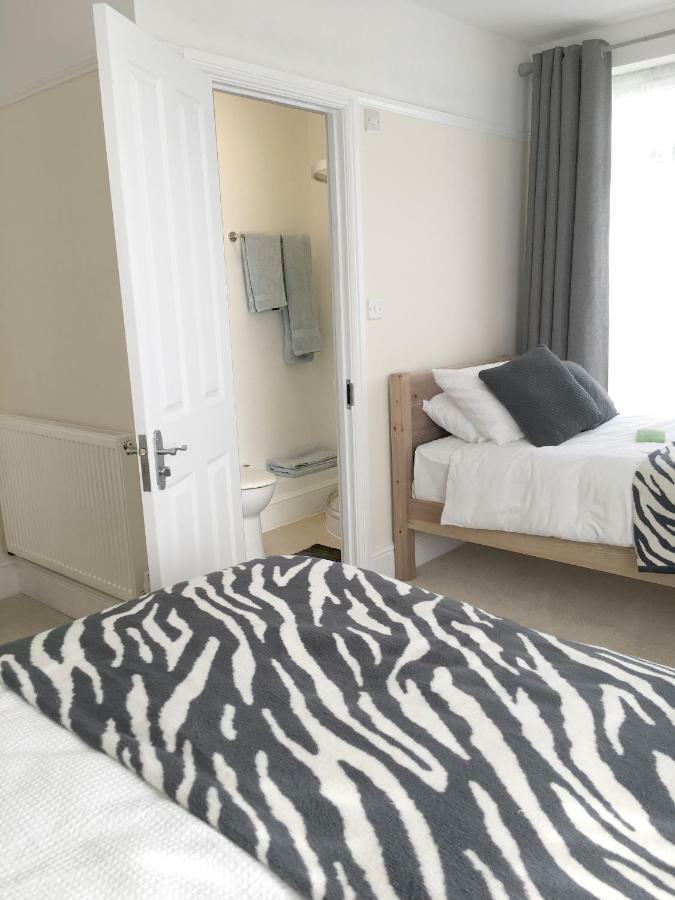 1 Ashford Road Guesthouse 레드힐 외부 사진